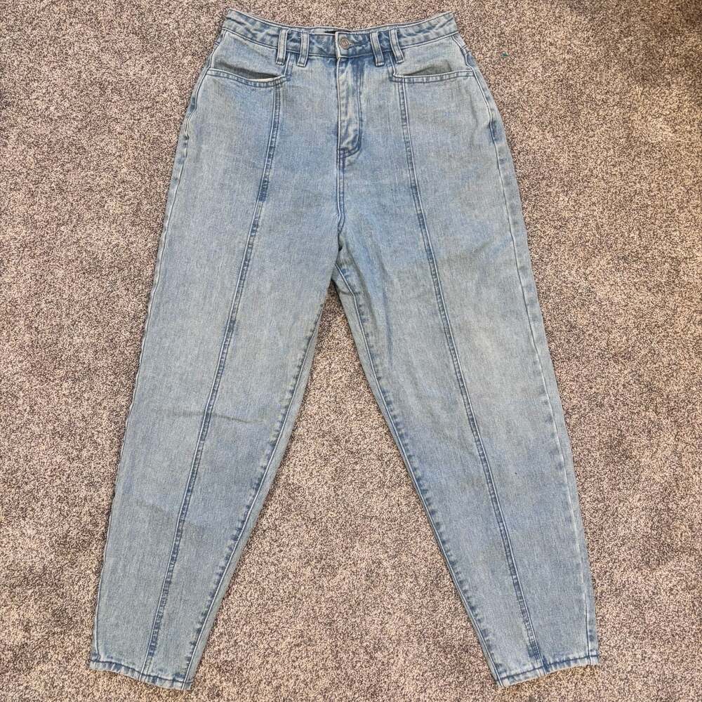 Missguided Balloon Jeans in Verner Wash: Seamed Edition